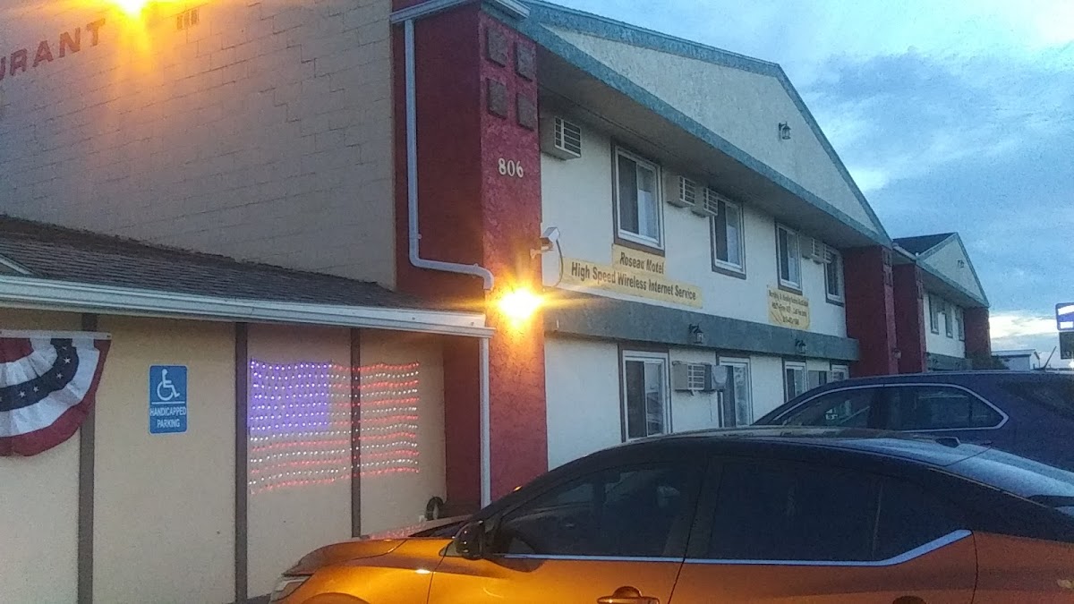 Roseau Motel